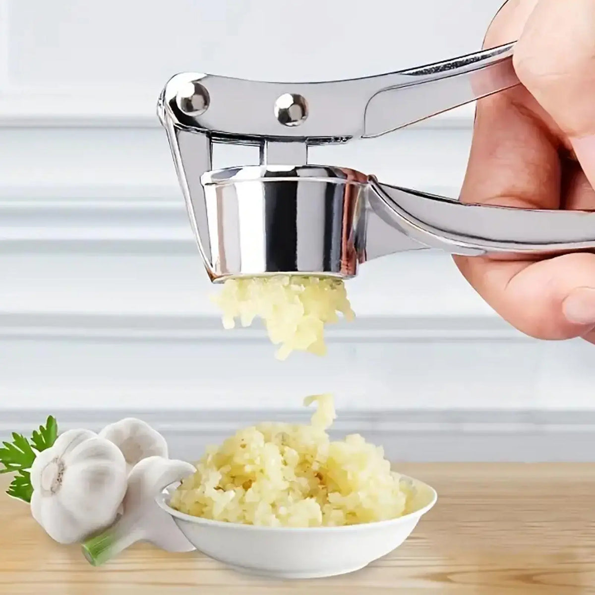 Stainless Steel 5-in-1 Garlic Press Multi-Tool - Versatile Kitchen Utensil with Mincer, Crusher, Bottle Opener, Pit Remover, Ideal for Home Use and Gift Giving